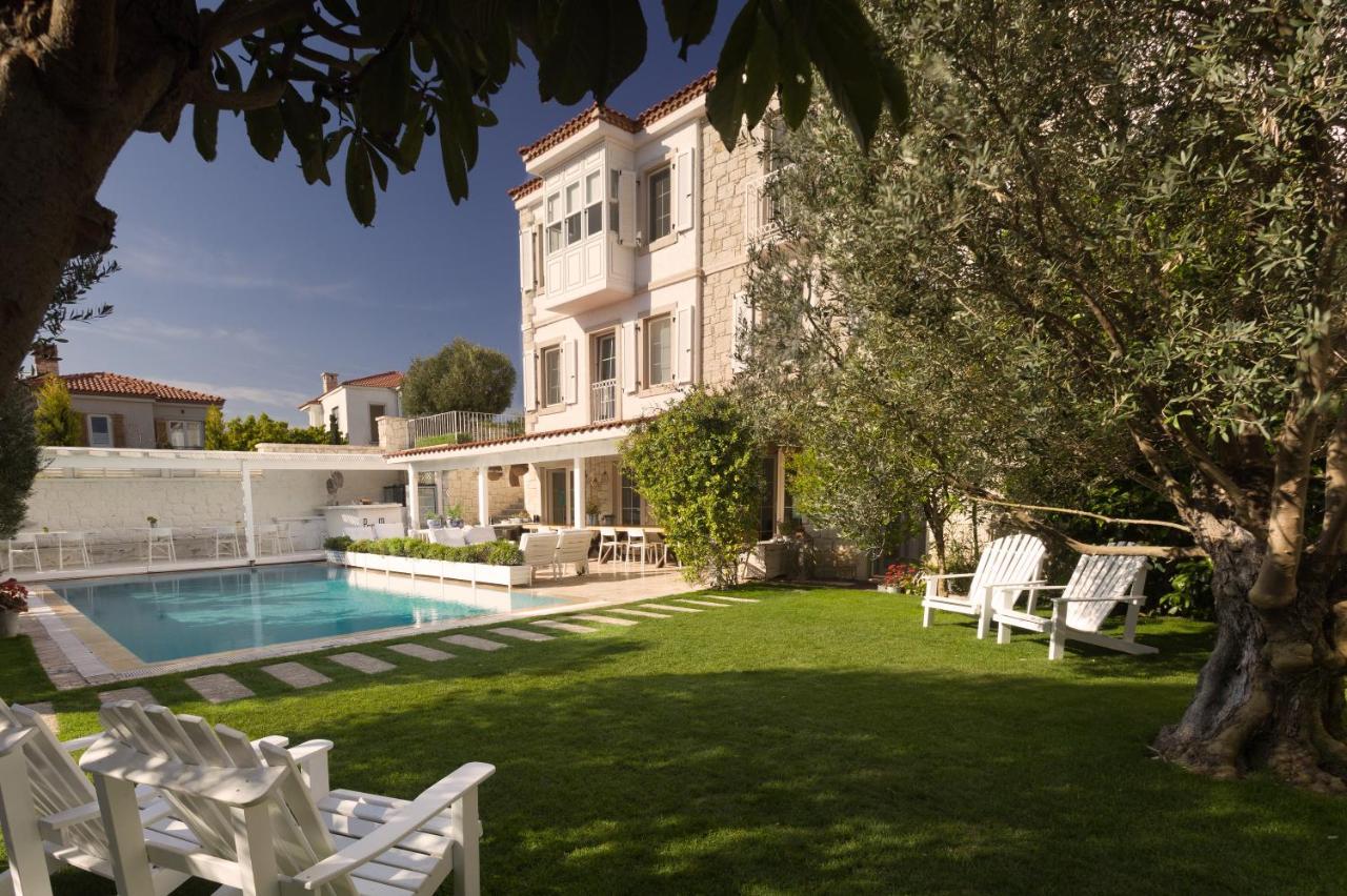Peremere Alacati Otel ภายนอก รูปภาพ
