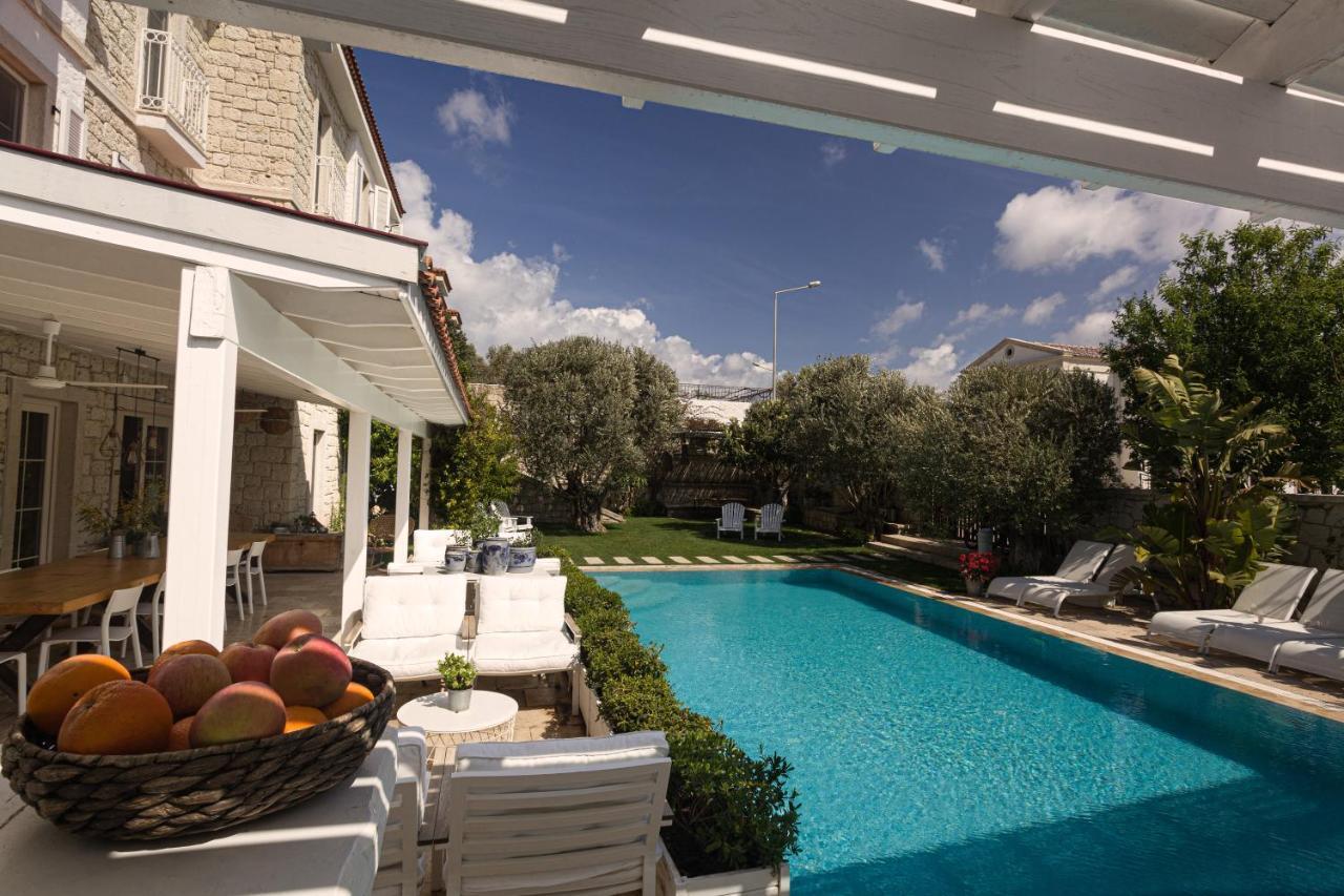 Peremere Alacati Otel ภายนอก รูปภาพ
