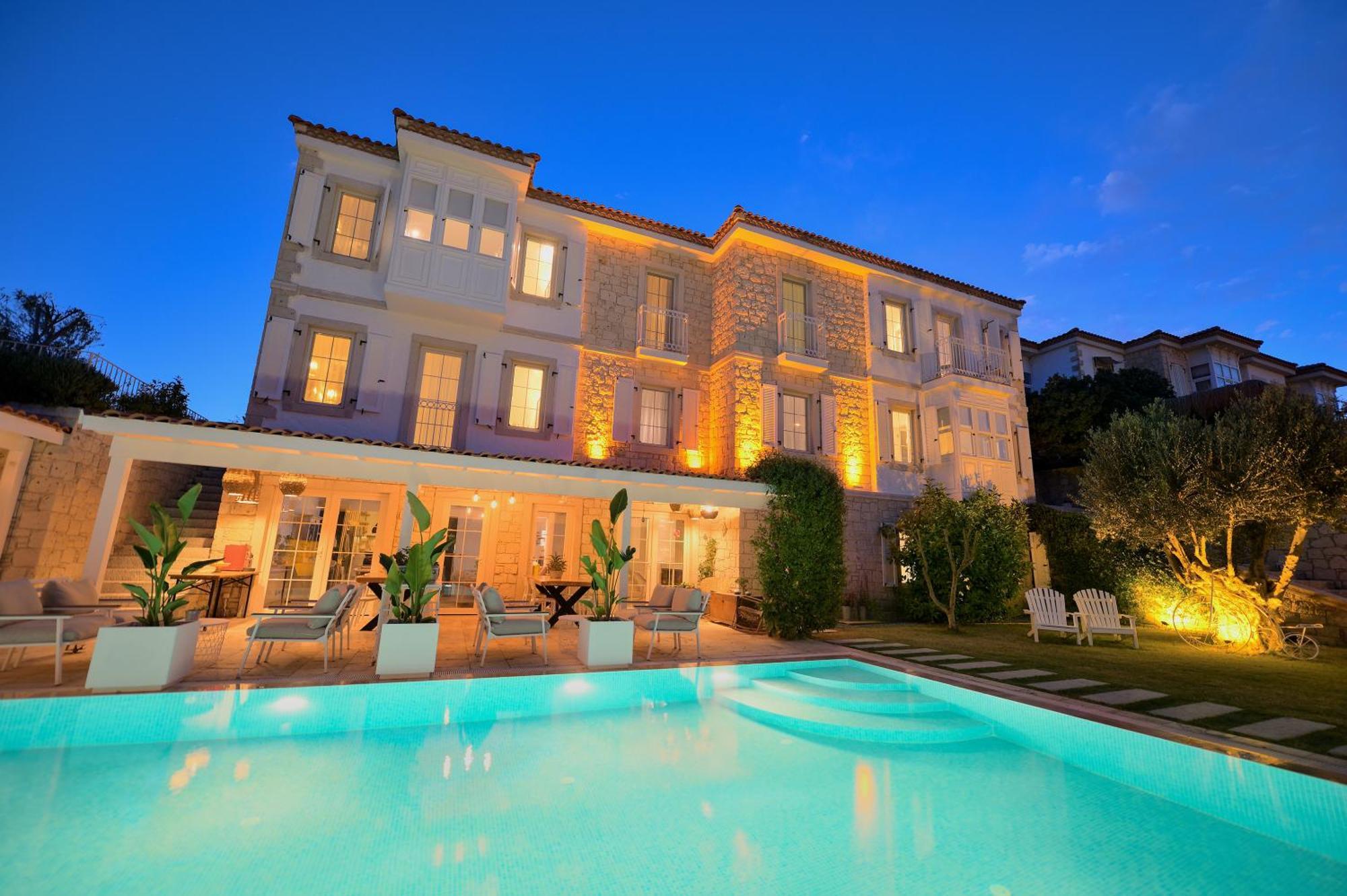 Peremere Alacati Otel ภายนอก รูปภาพ