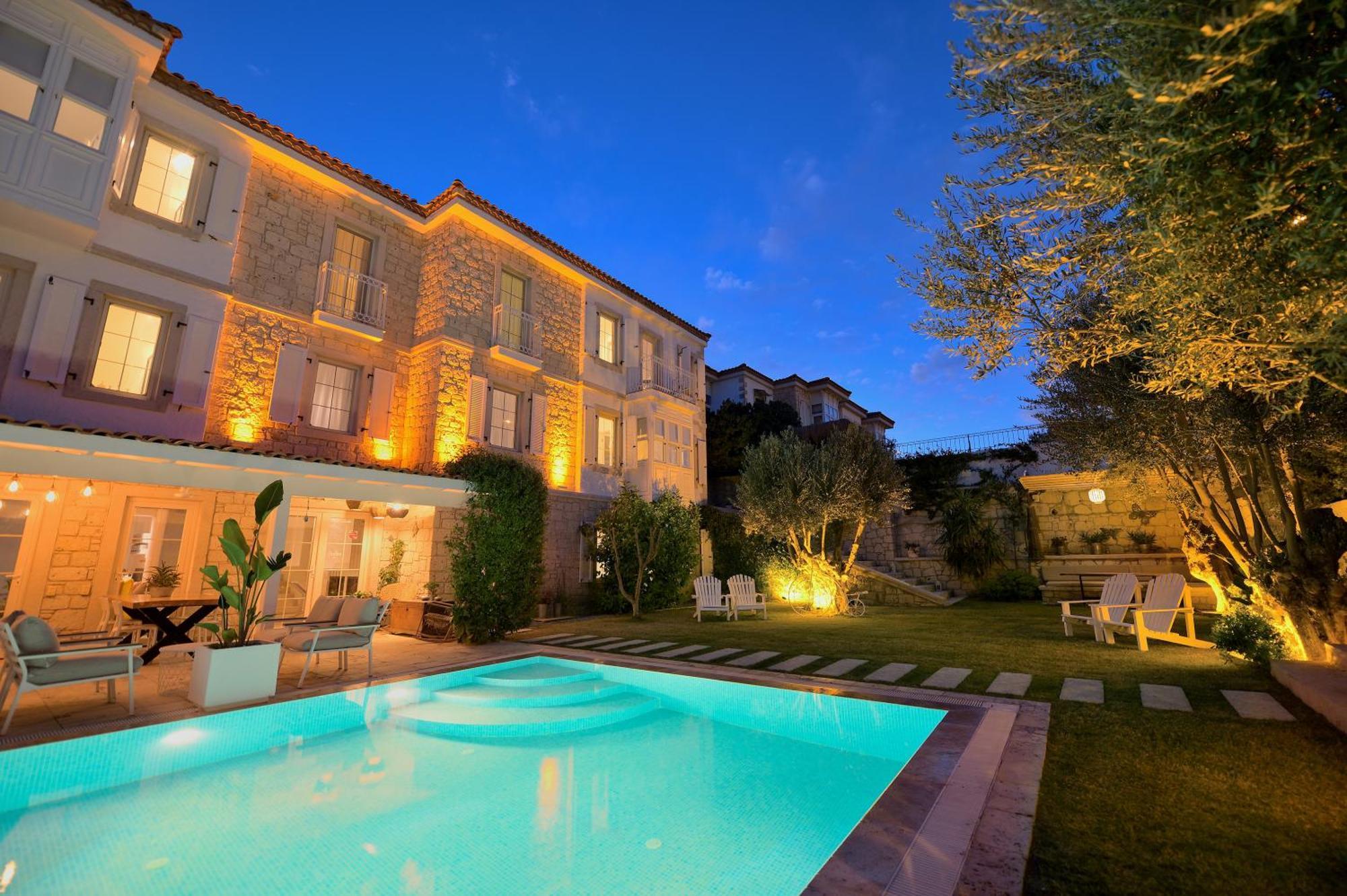 Peremere Alacati Otel ภายนอก รูปภาพ