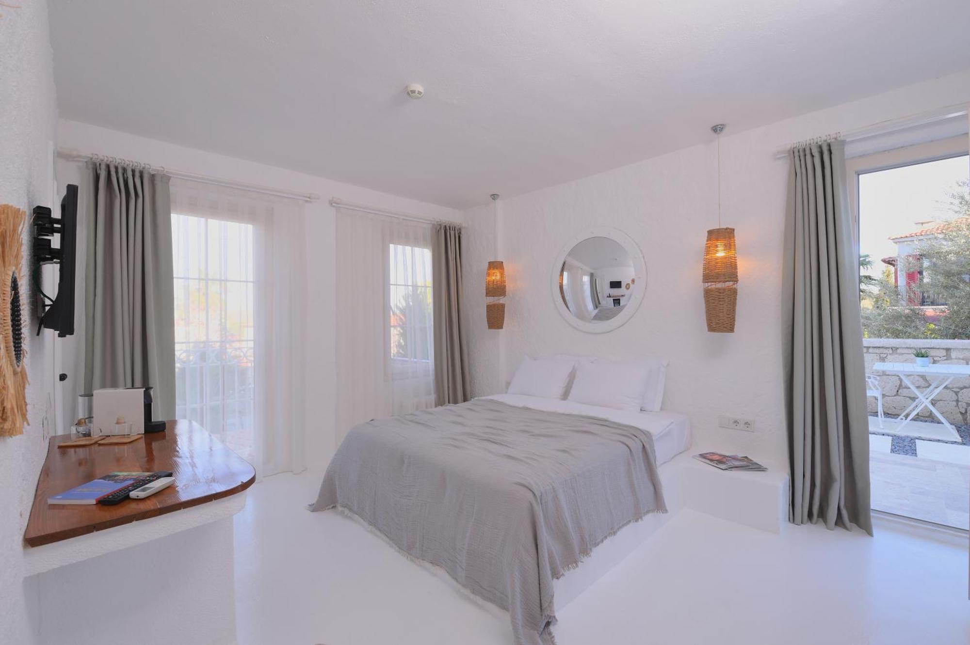 Peremere Alacati Otel ภายนอก รูปภาพ