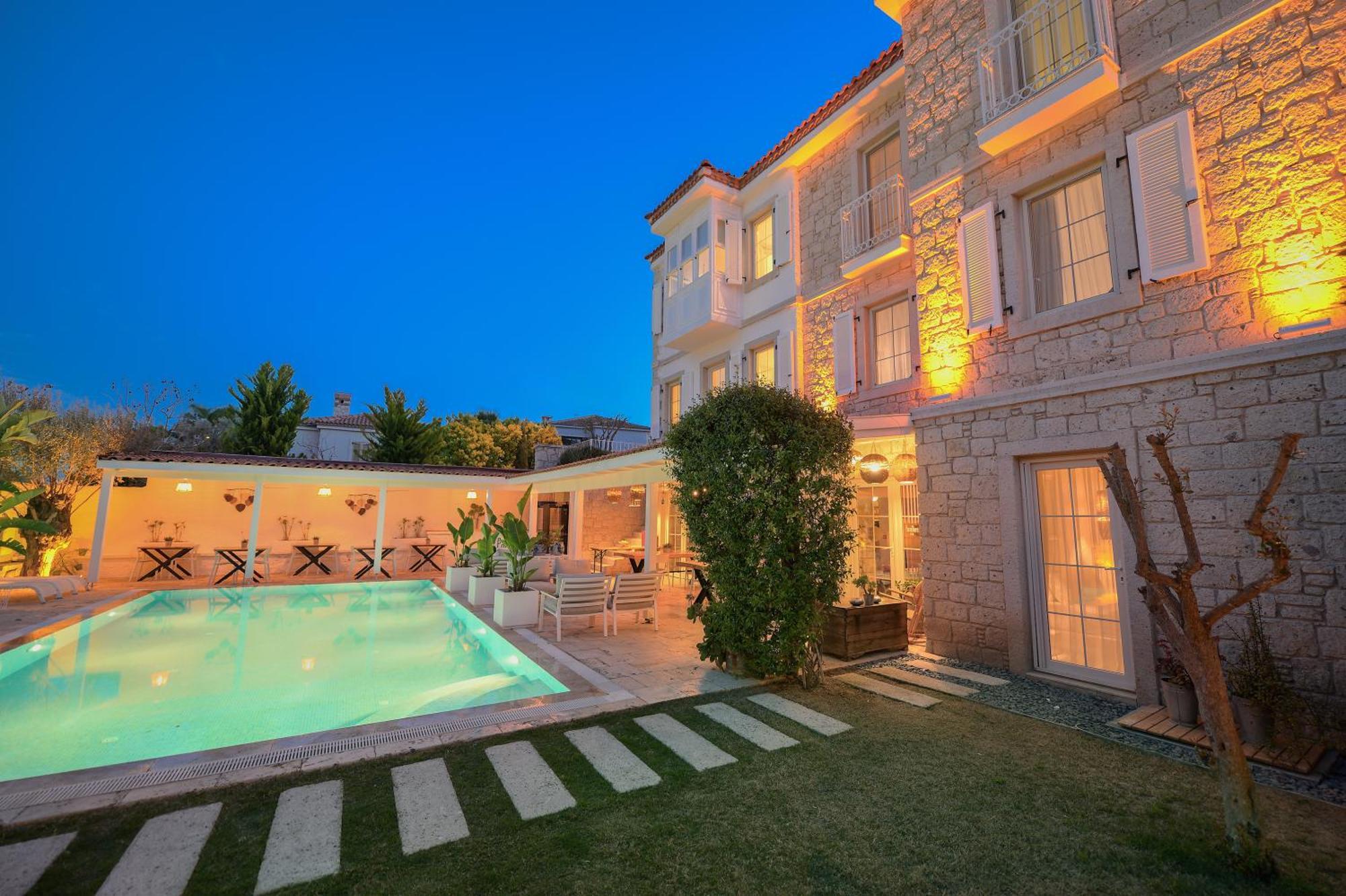 Peremere Alacati Otel ภายนอก รูปภาพ