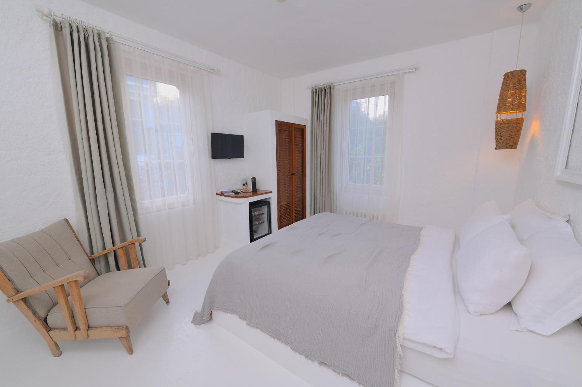 Peremere Alacati Otel ภายนอก รูปภาพ