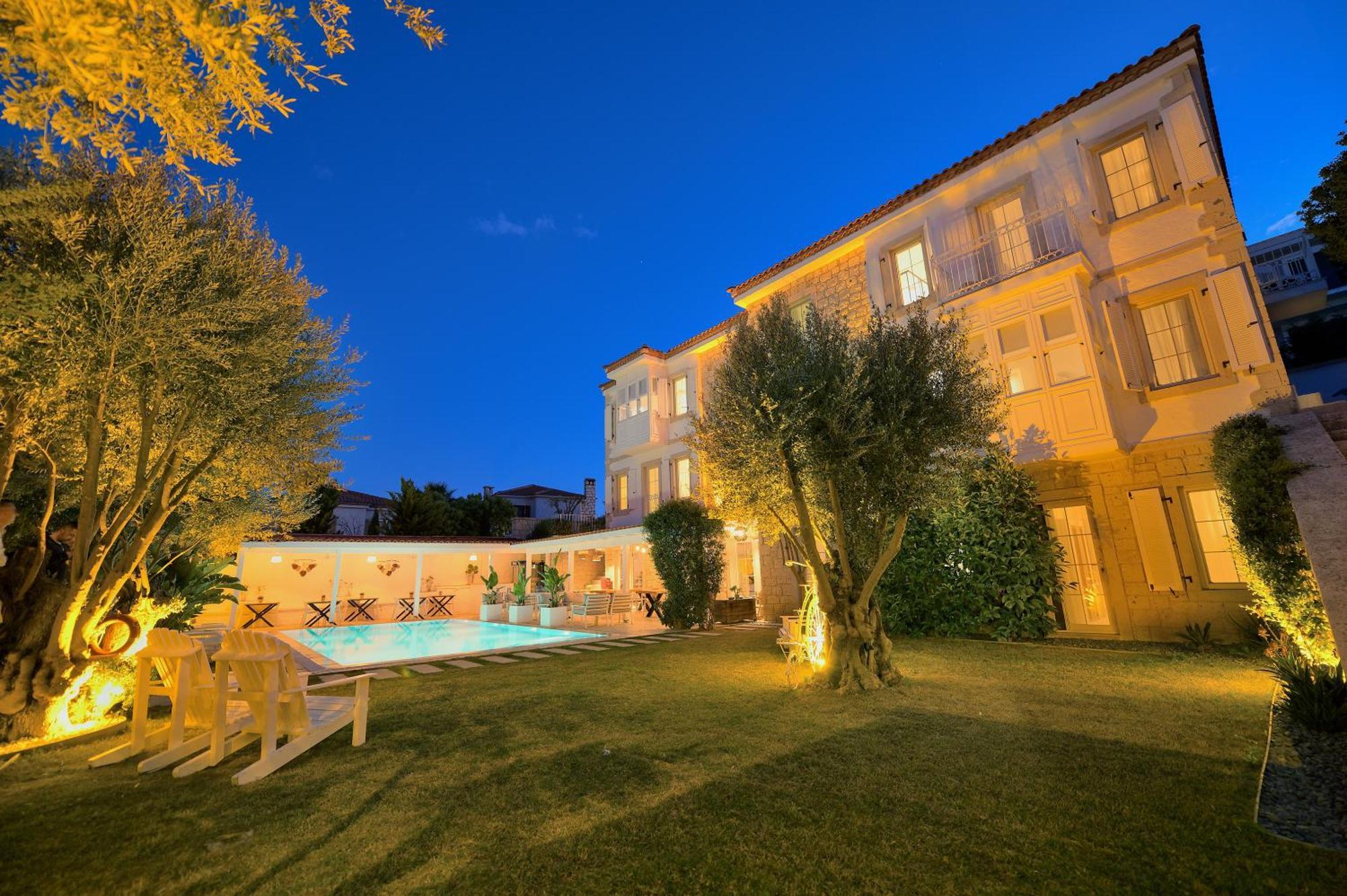 Peremere Alacati Otel ภายนอก รูปภาพ