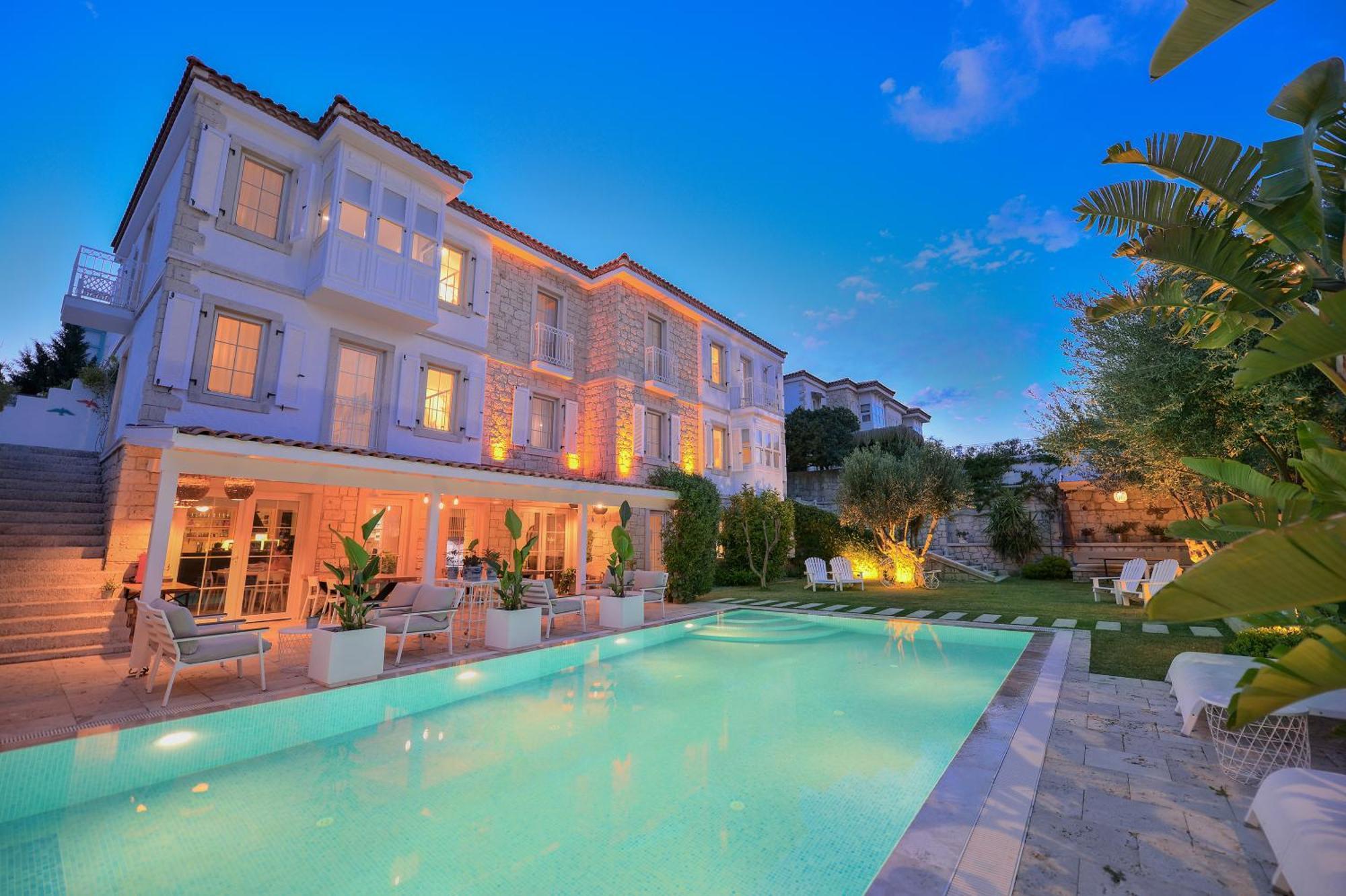 Peremere Alacati Otel ภายนอก รูปภาพ