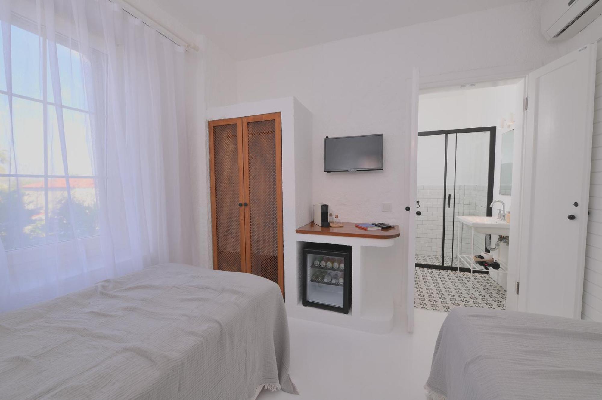 Peremere Alacati Otel ภายนอก รูปภาพ