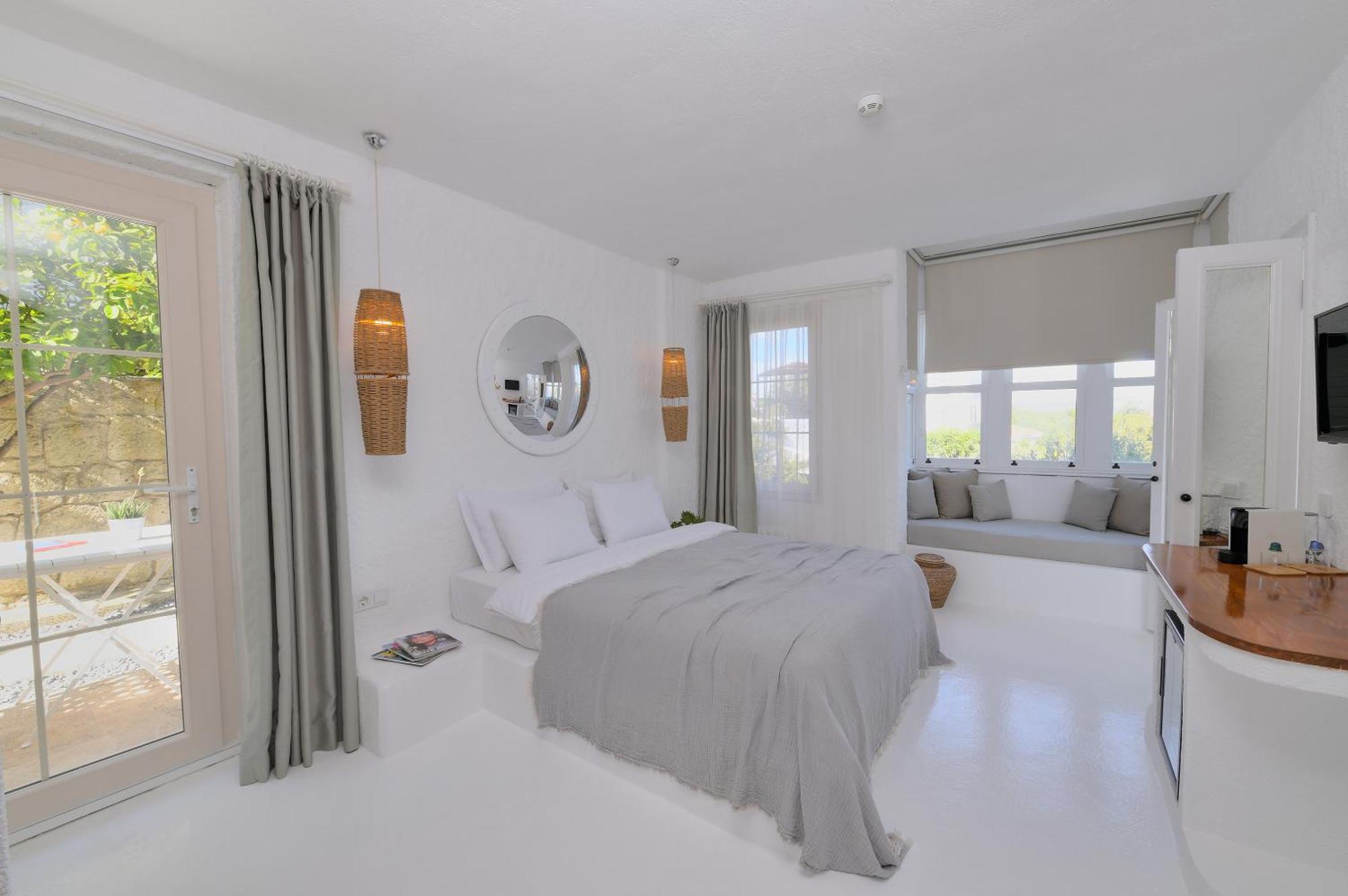 Peremere Alacati Otel ภายนอก รูปภาพ
