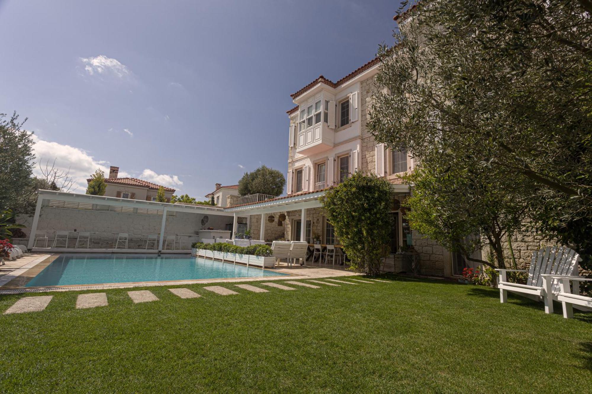 Peremere Alacati Otel ภายนอก รูปภาพ