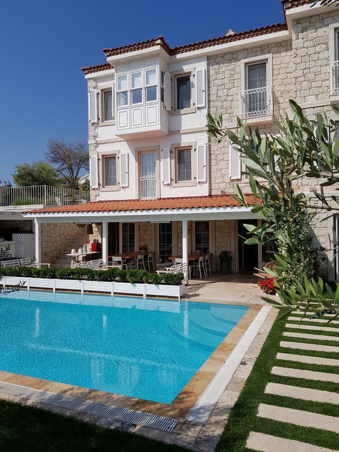 Peremere Alacati Otel ภายนอก รูปภาพ